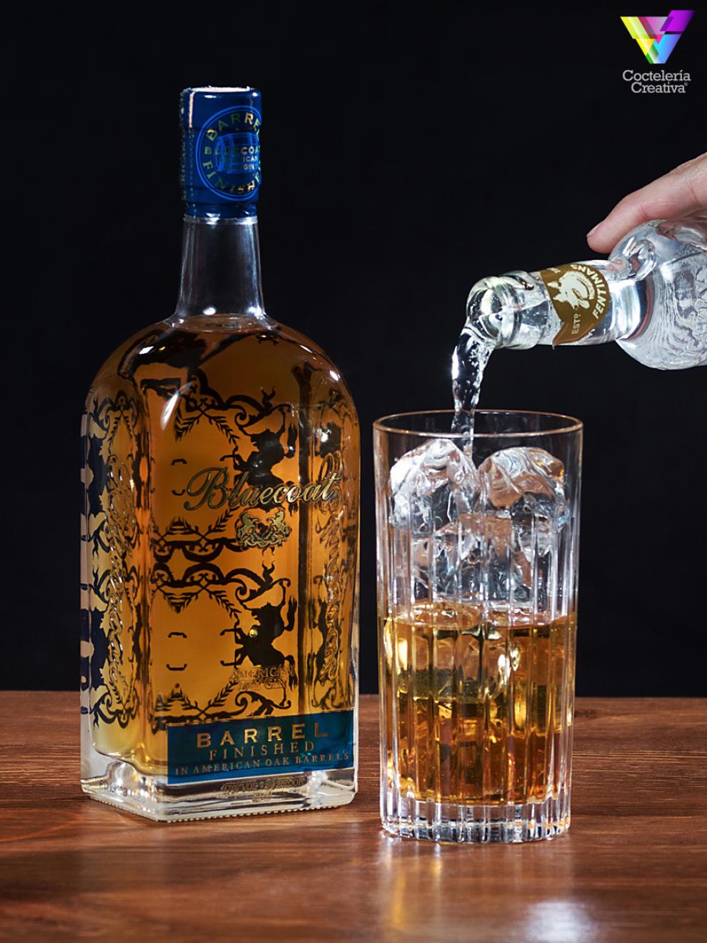 imagen Gin Tonic Bluecoat Gin Barrel Finished