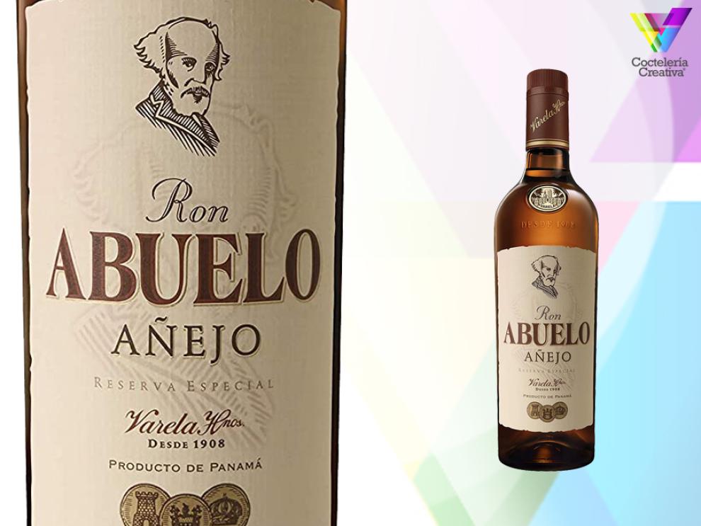 imagen de la botella de ron abuelo anejo